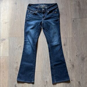 AMERICAN EAGLE Kick Boot Mid-Rise Jeans Size  0